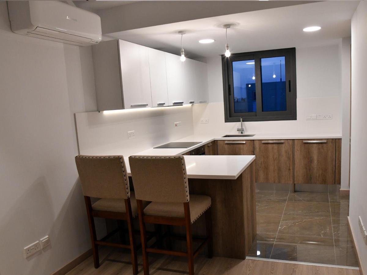 Baz Tower Apart otel Lefkoşa Dış mekan fotoğraf